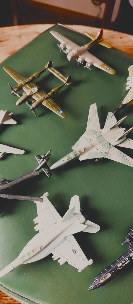 Aviões em miniaturas Maisto  - Foto 5