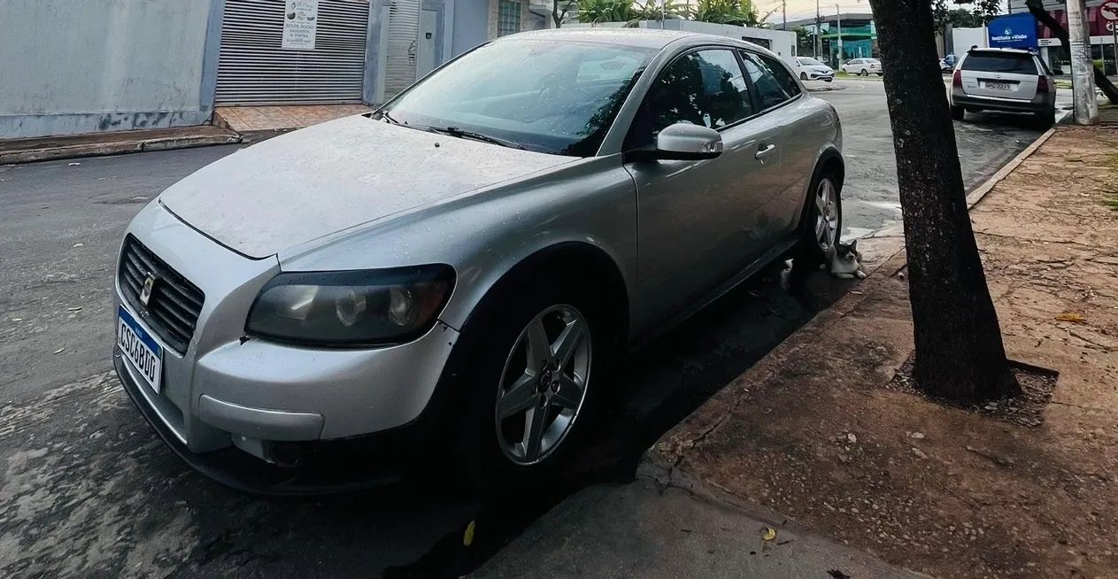 Volvo C30 2.0 145cv 2008 - Foto 2