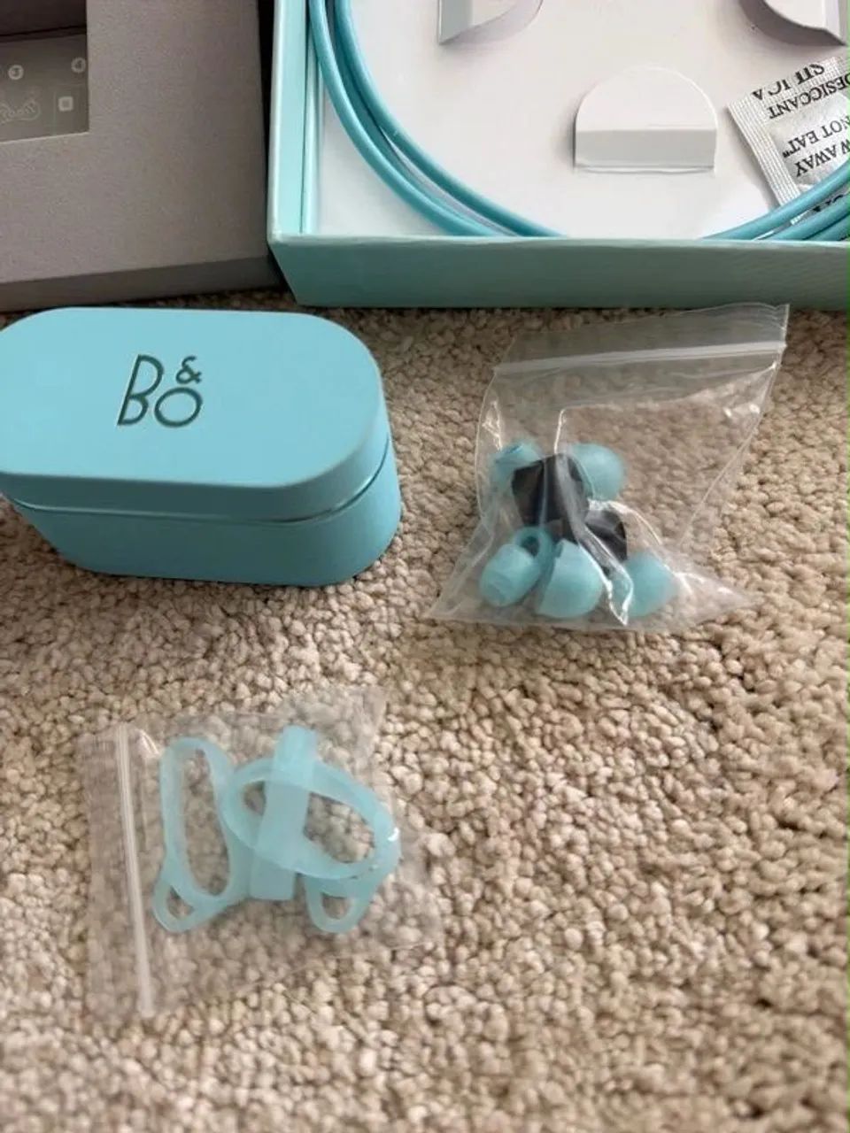 Bang & Olufsen Beoplay E8 Sport Oxygen Blue 3ª Geração - Fones de