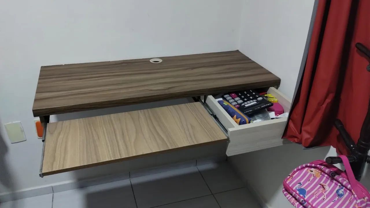 Mesinha de computador  - Foto 2