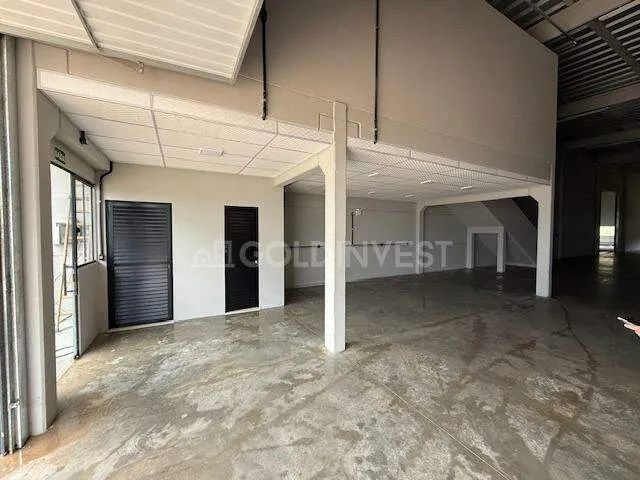 Galpão com 430m² no bairro Dom Joaquim!!! - Foto 3