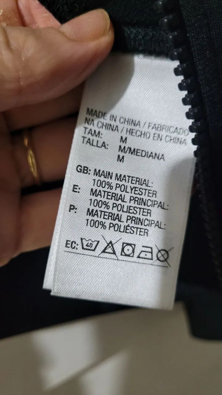Jaqueta adidas masculina preta m com listras brancas sem capuz semi nova - Foto 4