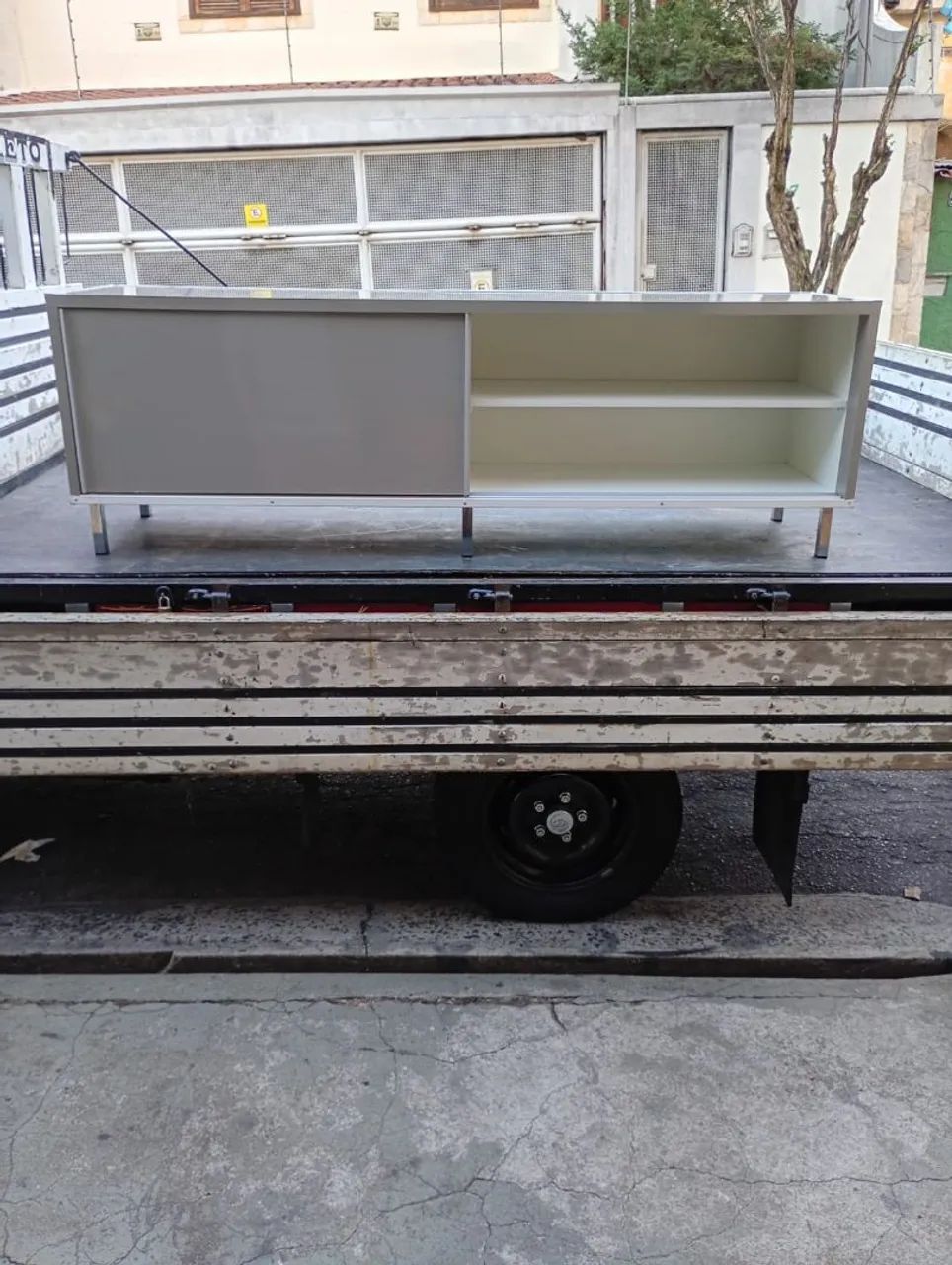 Rack móvel feito com MDF pes metálico - Foto 3