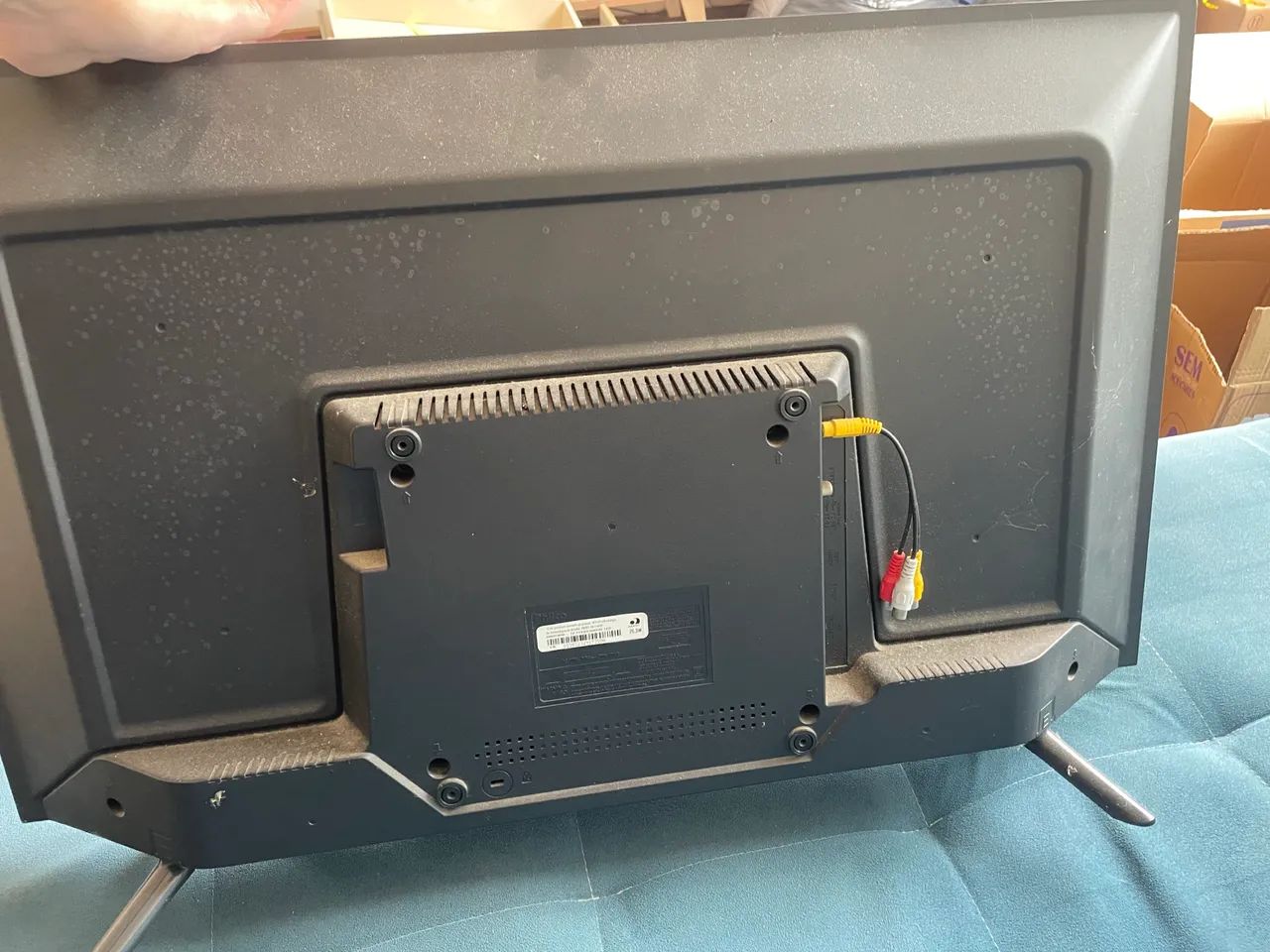 Tv com defeito display queimado Philco 32?  - Foto 3