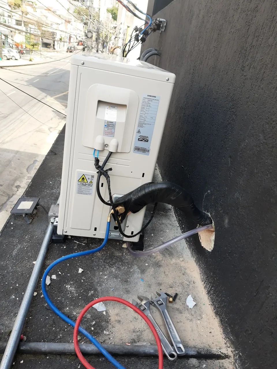 INSTALAÇÃO DE AR CONDICIONADO E MANUTENÇÃO - Foto 3