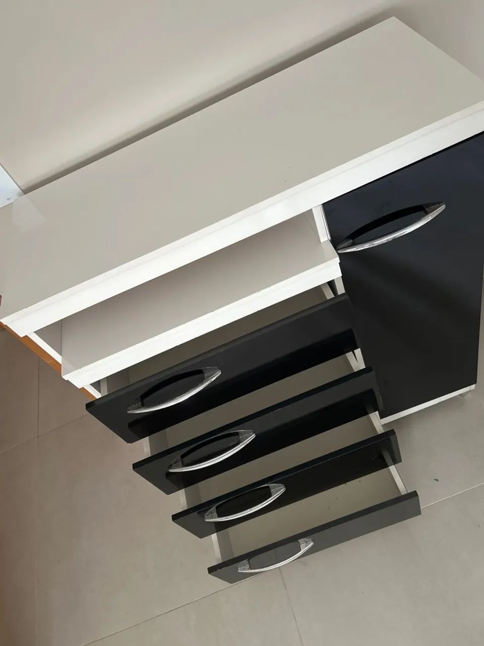 Cômoda 4 gavetas com sapateira  - Foto 2
