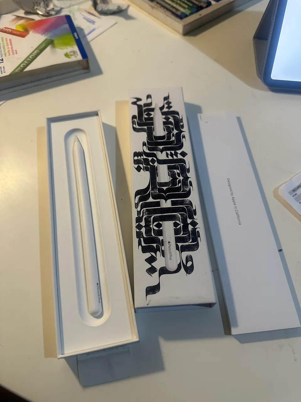 Apple Pencil Pro nova - Periféricos e Acessórios de Computador