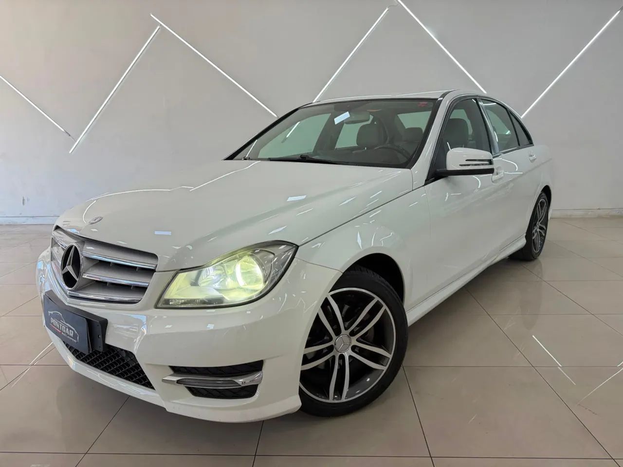 Mercedes-Benz C-180 2013