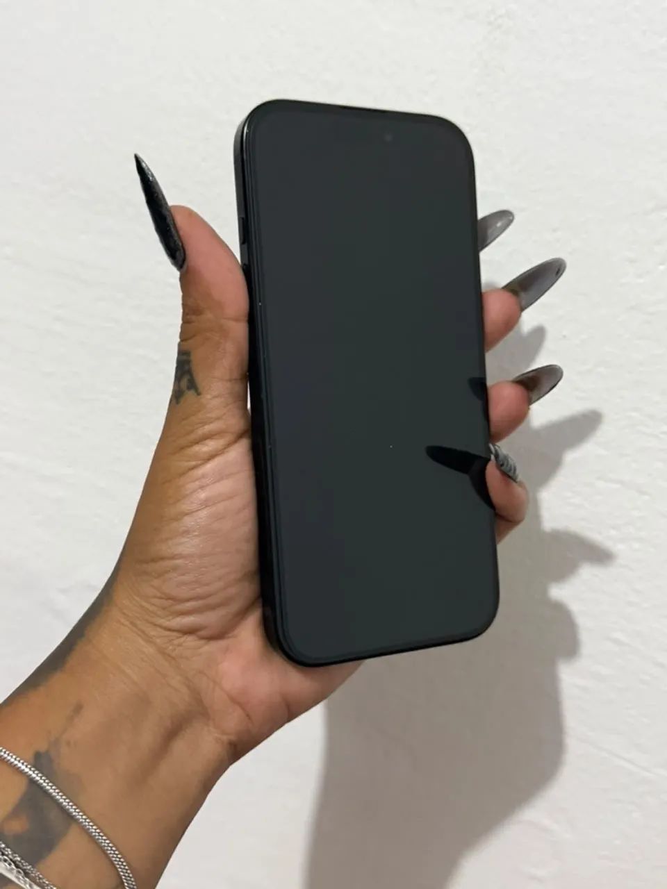 iPhone 16 Pro na caixa 
