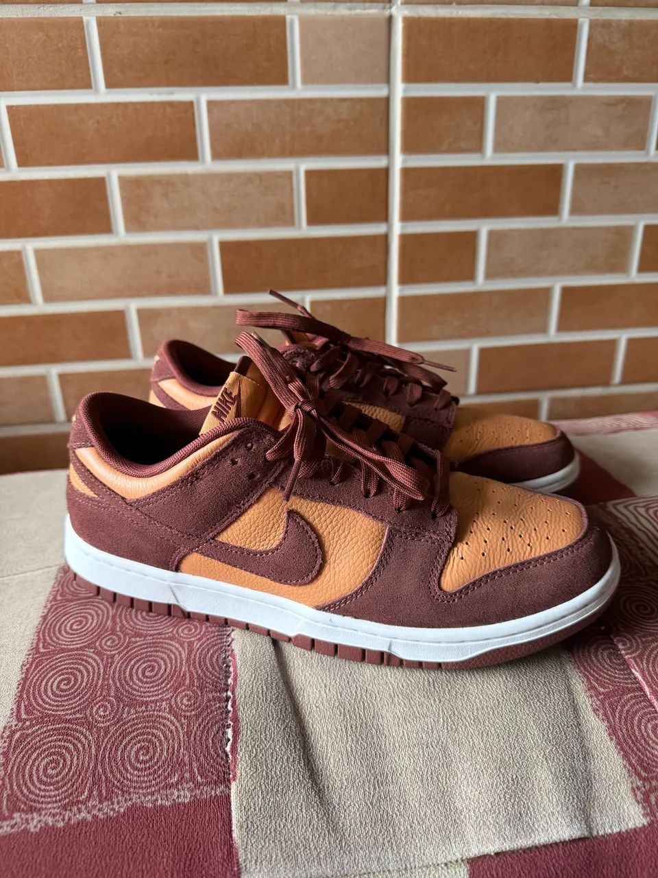 Nike Dunk Low Retro SE Amber Brown".  