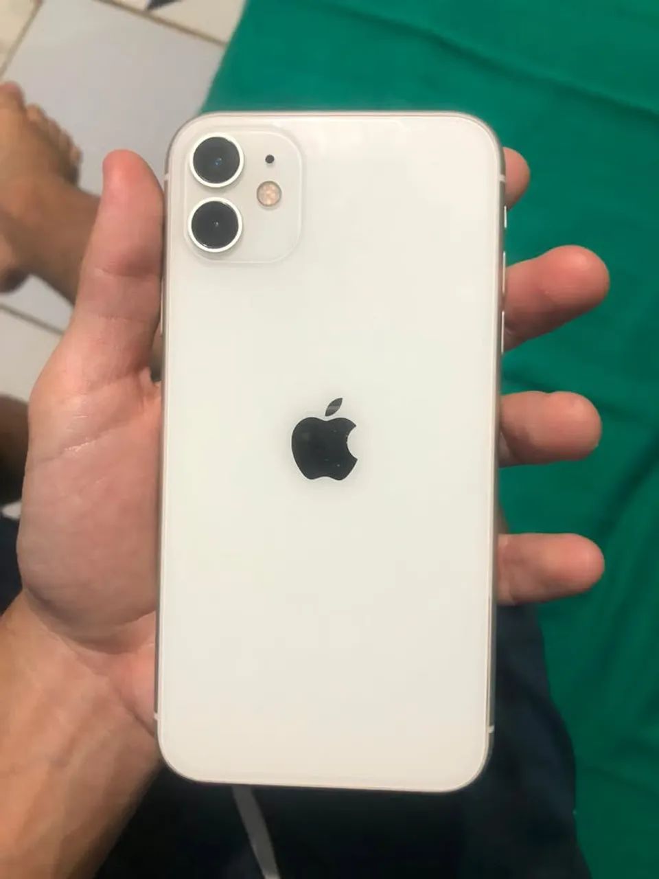 iPhone 11 128gb conservado- troco em Android bom com volta