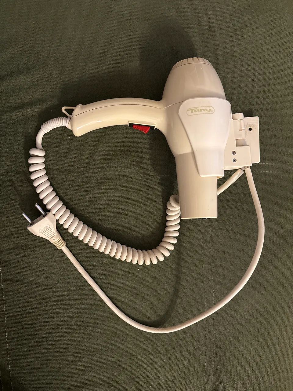 Secador de cabelo Tany modelo Turbo Wind 2600