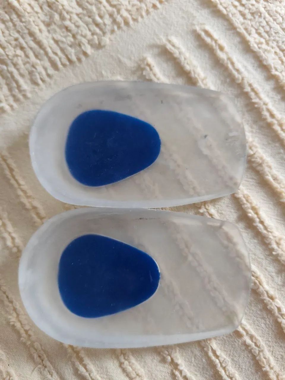 Par de protetor de calcanhar de silicone novo  - Foto 2