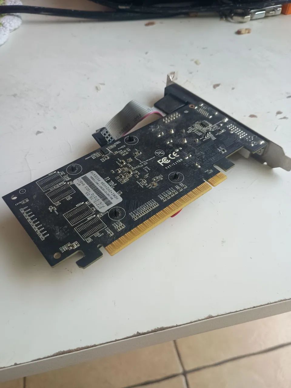 Placa de vídeo GT 210 1Gb - Foto 2