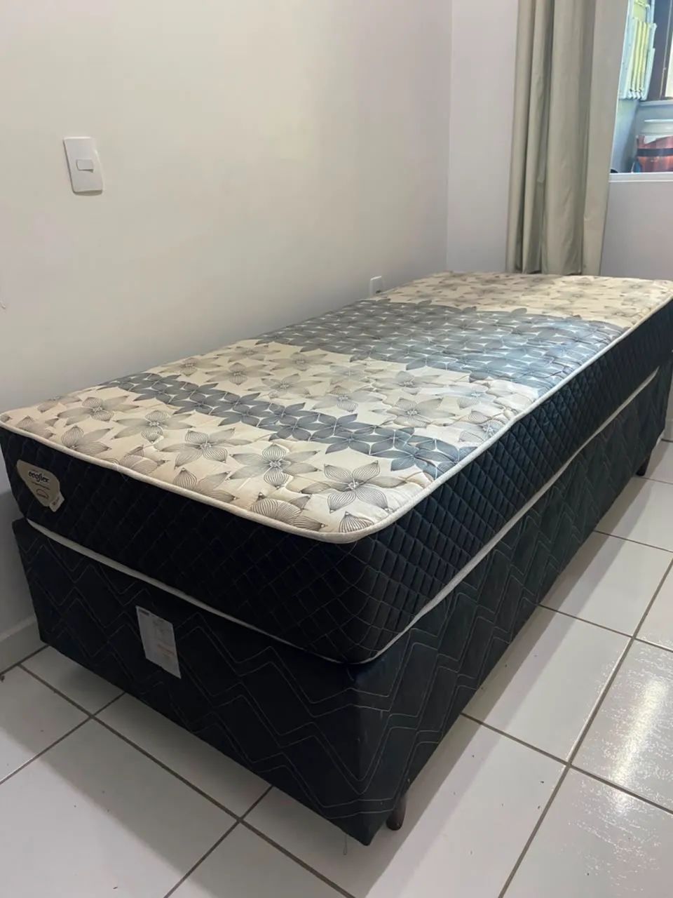 Cama de solteiro 