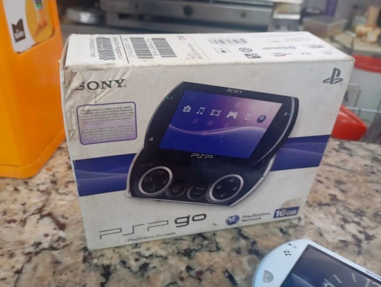 Psp Go destravado Branco Top!!! - Foto 3