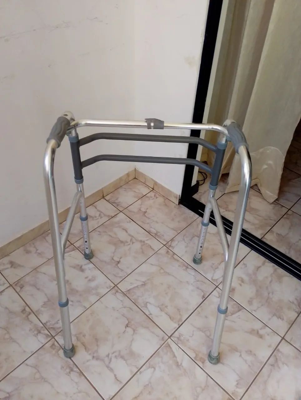 ANDADOR PARA IDOSO - Foto 3