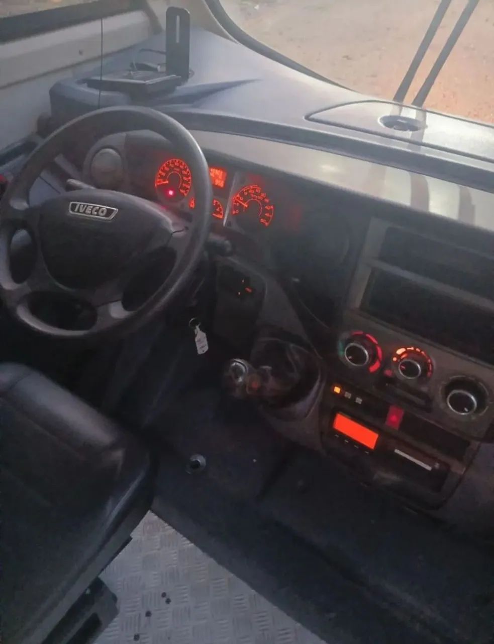 Micro Ônibus Mascarello Iveco ano 2016/16 Escolar Motorhome Transporte  Empresarial  - Foto 5