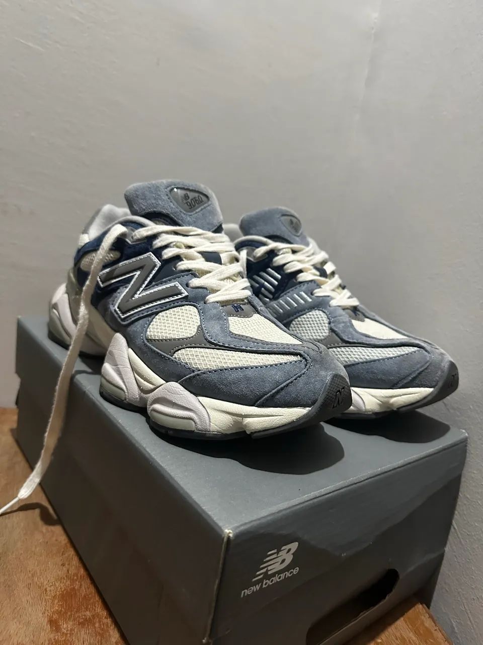 Tênis New Balance 9060