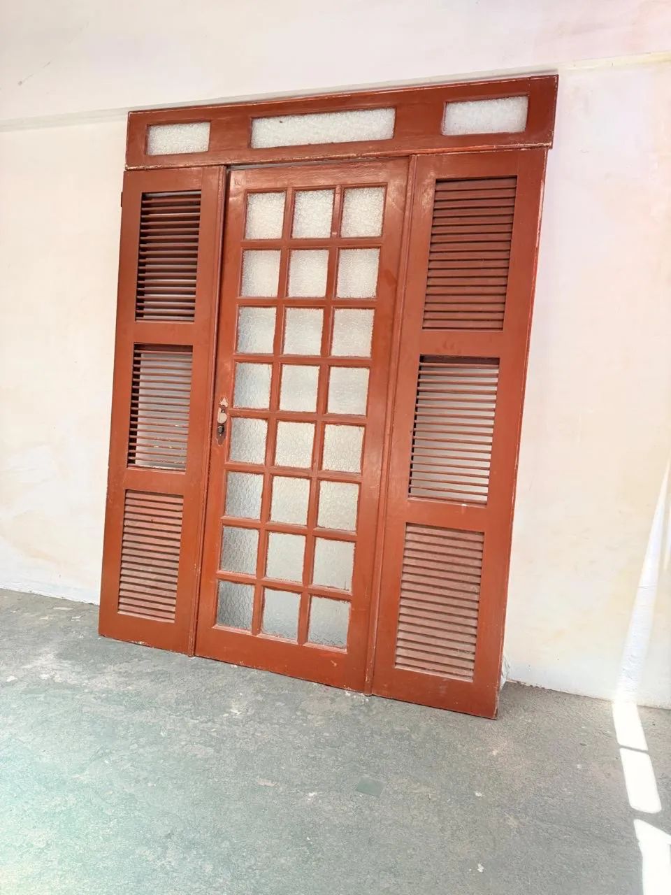 Vendo Porta de Madeira