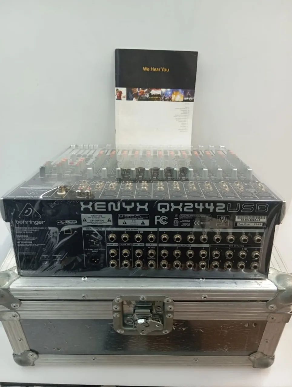 MESA DE SOM ANALÓGICA MARCA: BEHRINGER MOD: QX 2442 USB COM CASE - Foto 3
