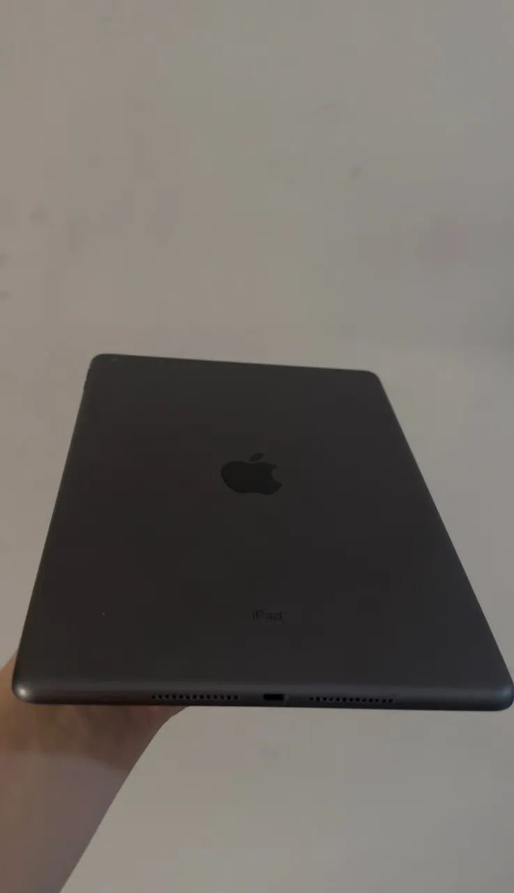 iPad 9 64gb, sem defeitos, com capa e película + Caneta Wb com ponteiras - Foto 3
