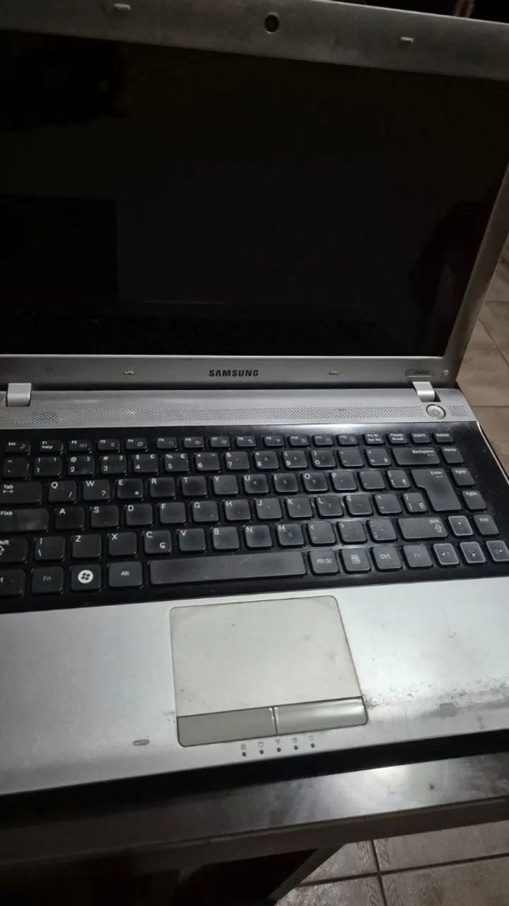 Notebook samsung 14 polegadas, hd320, 2gb, situação notebook parado, R$99,00