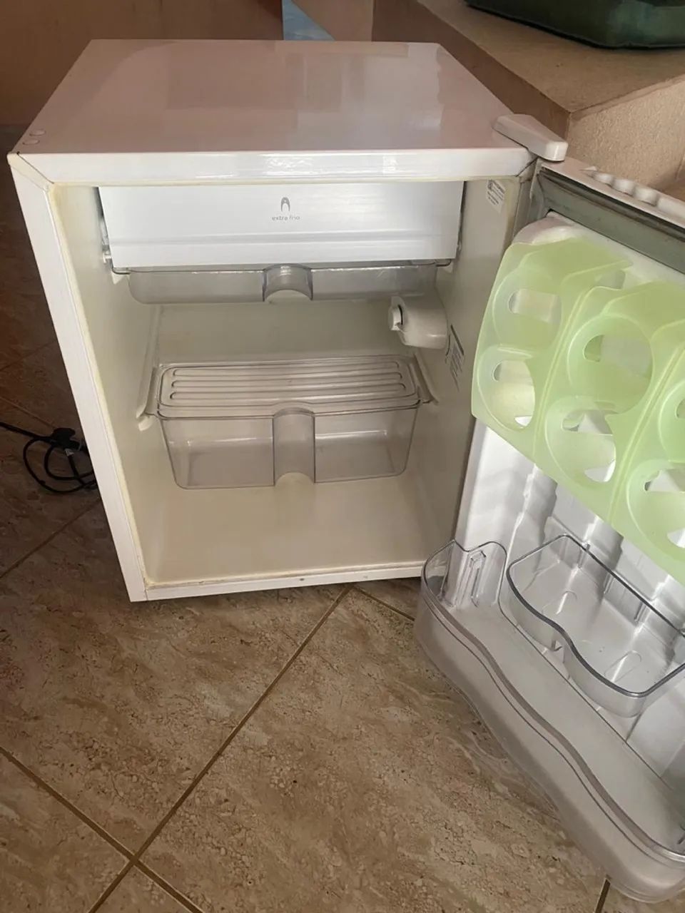 FRIGOBAR CONSUL 80LTS ( NOVINHO ) - Foto 2