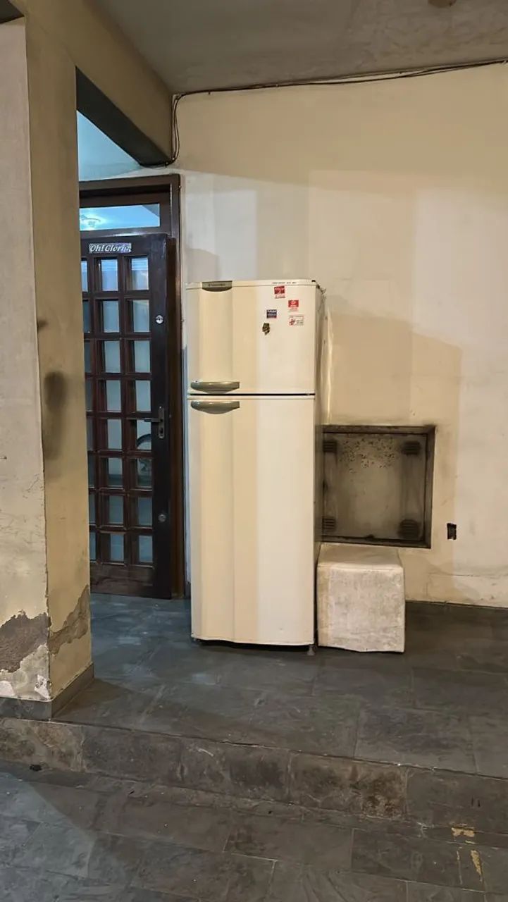 Vendo 2 geladeiras usadas consul 