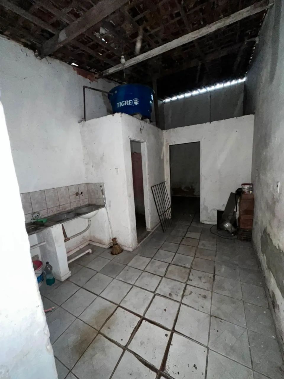 Vendo uma casa no clima bom 2 - Foto 3