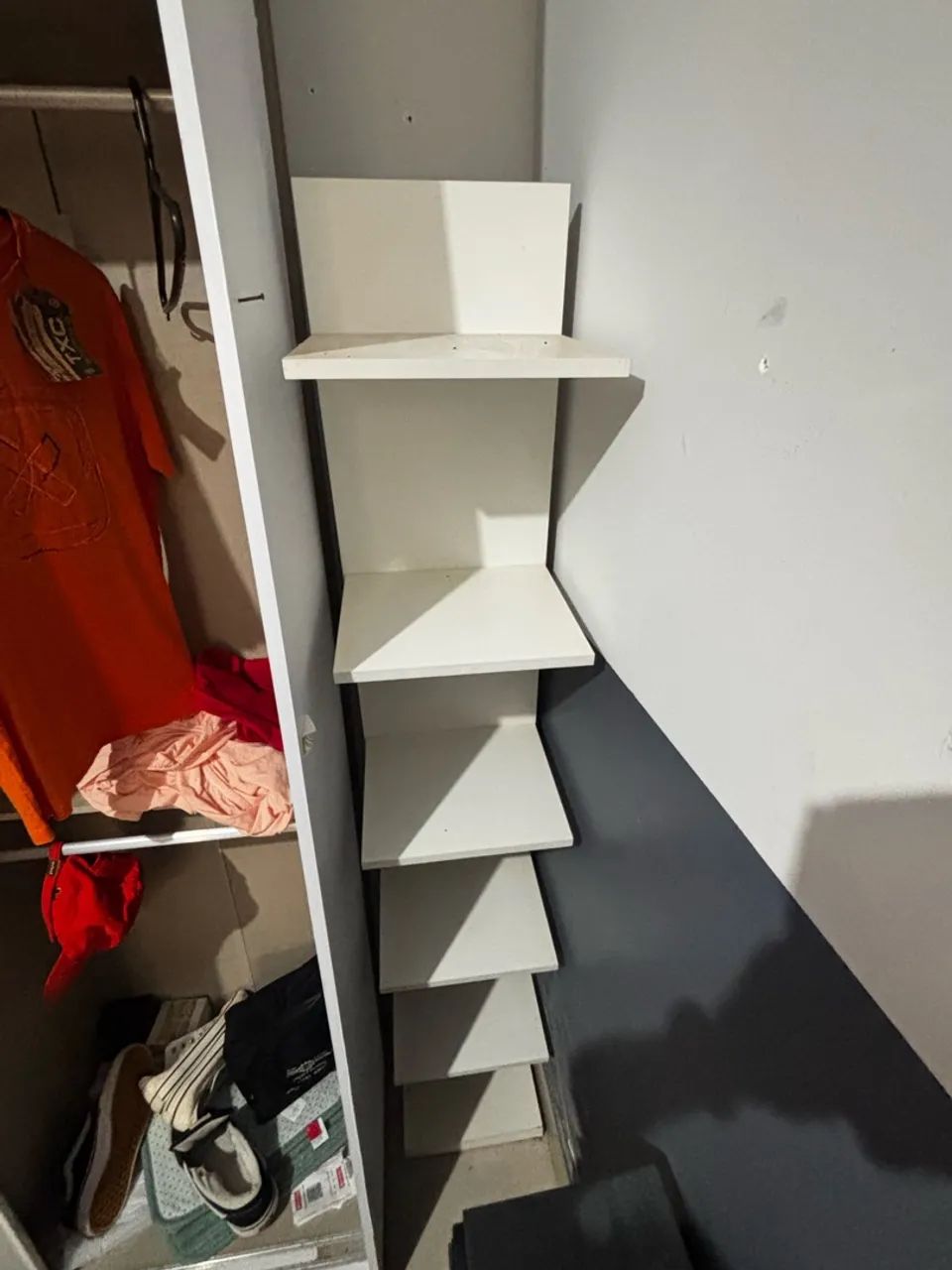 Estante vertical