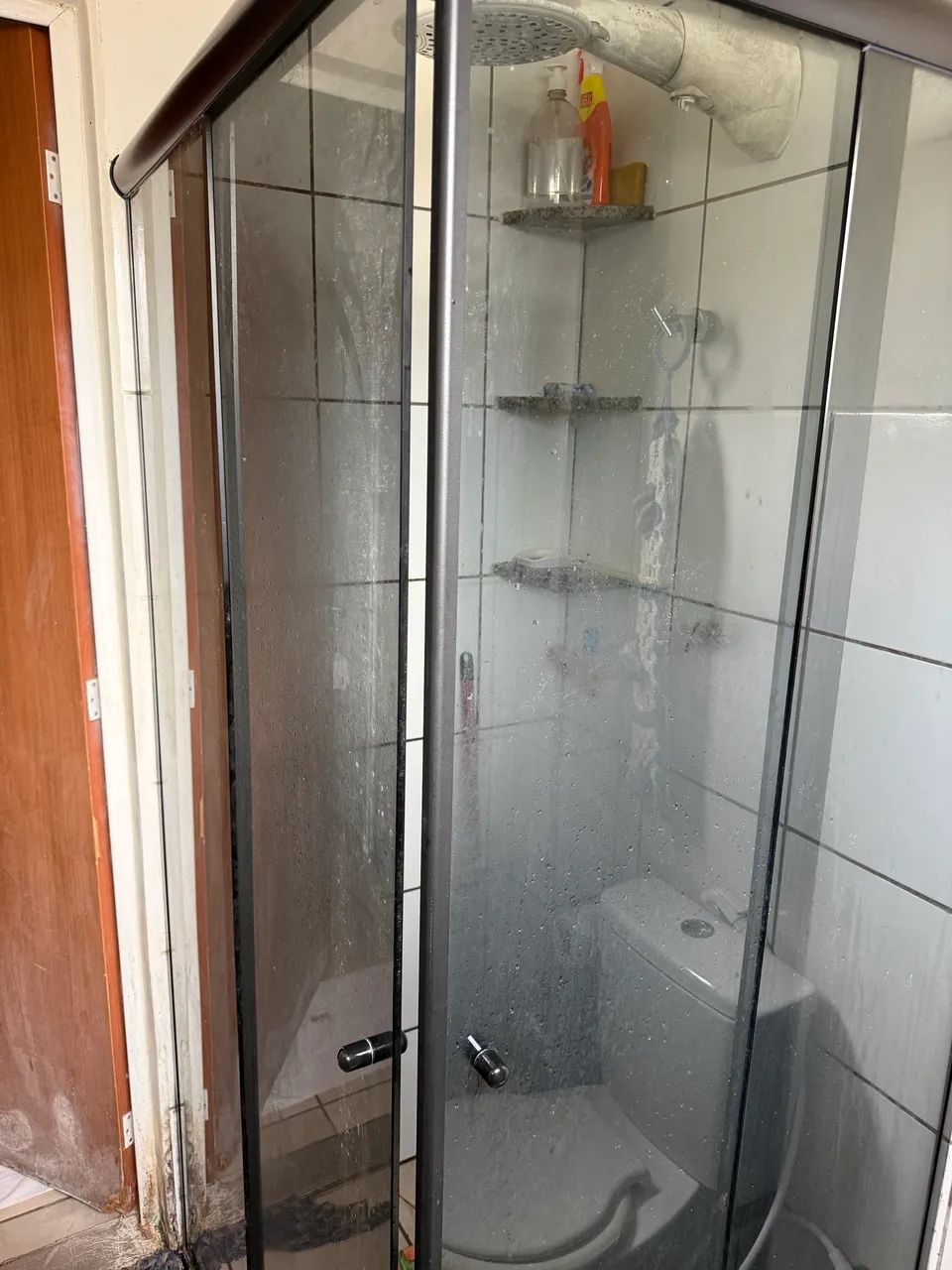 VENDO OU TROCO (casa, carro) - Foto 2