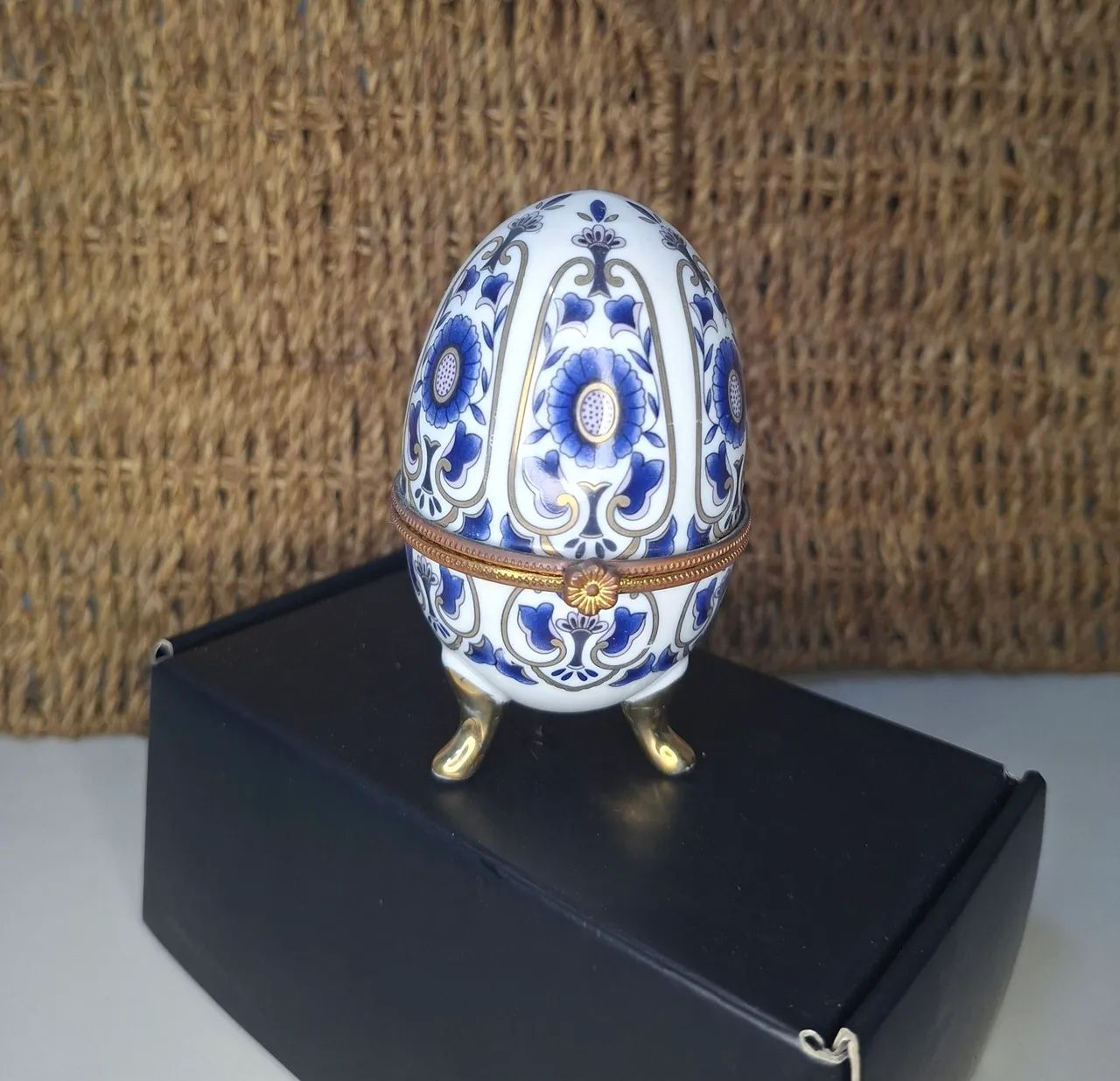 Ovo russo em porcelana 