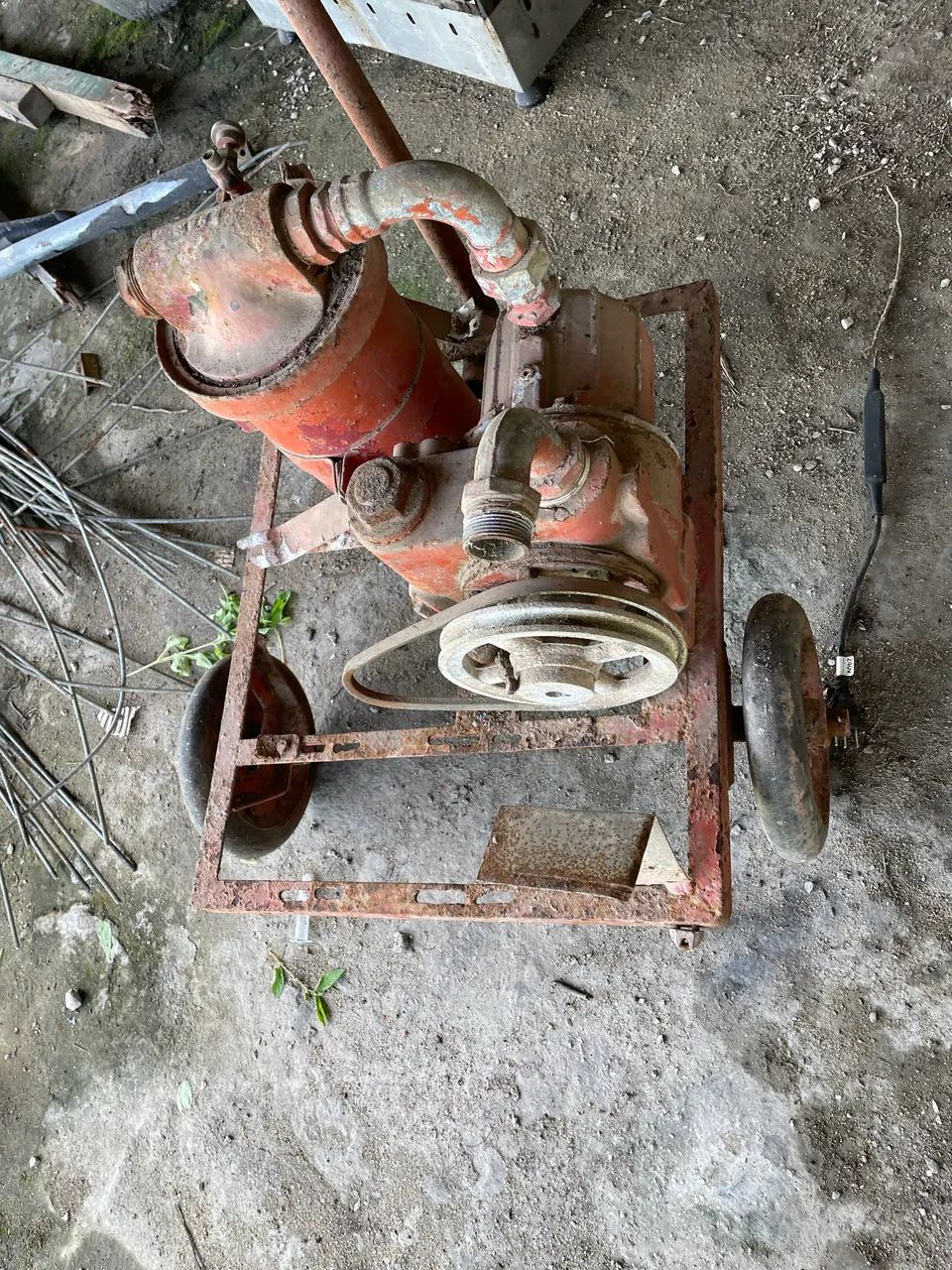 Vende se esse motor 