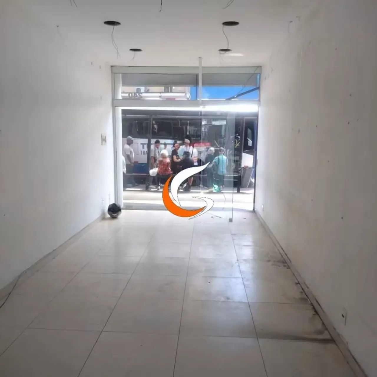 Aluguel de lojas no Centro(Rua Paulo Barbosa)!? - Foto 2