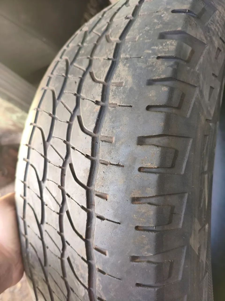 Pneu Michelin Aro 265/60R18 - Foto 4