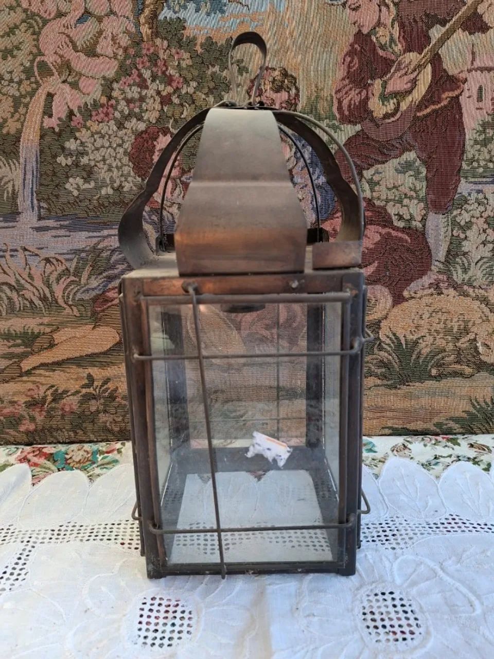 Arandela de latão com vidro belíssima 
