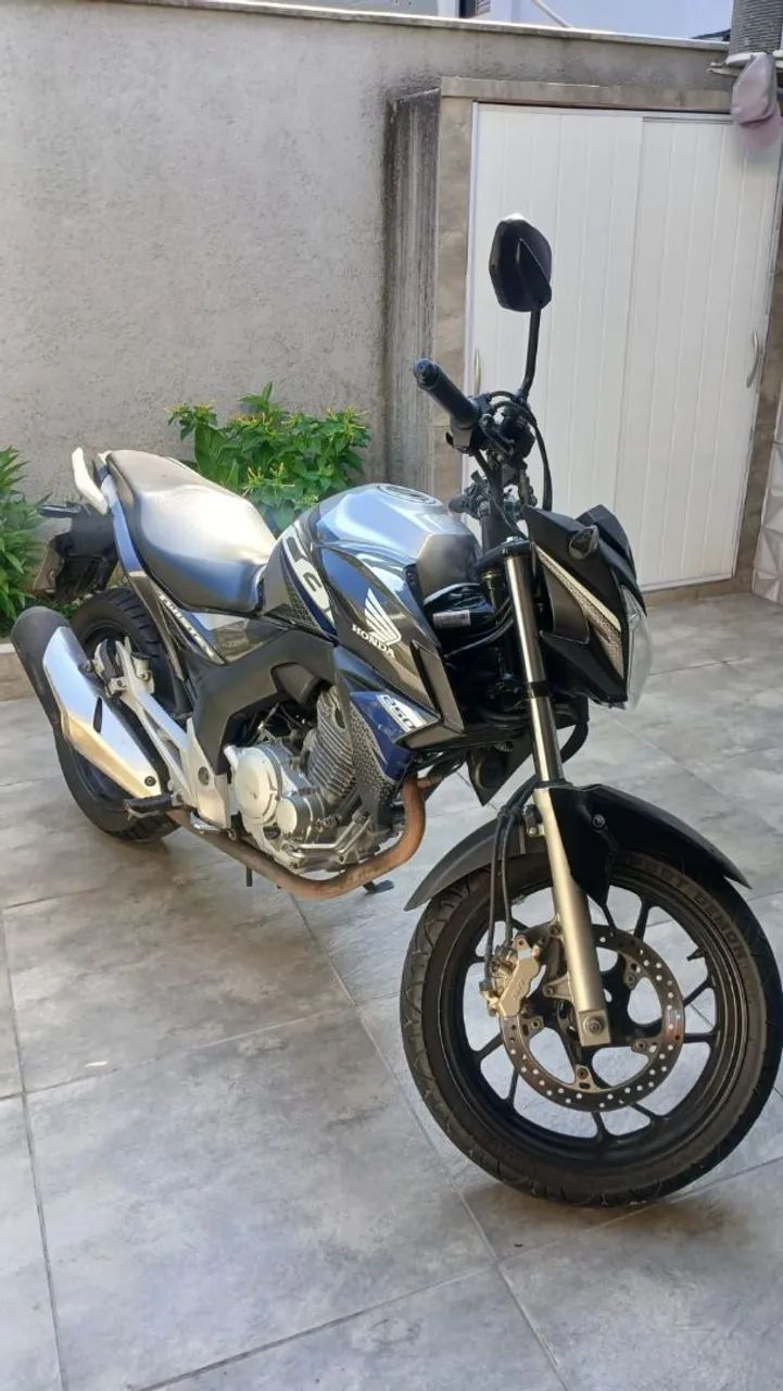 Moto sem débitos CB250F