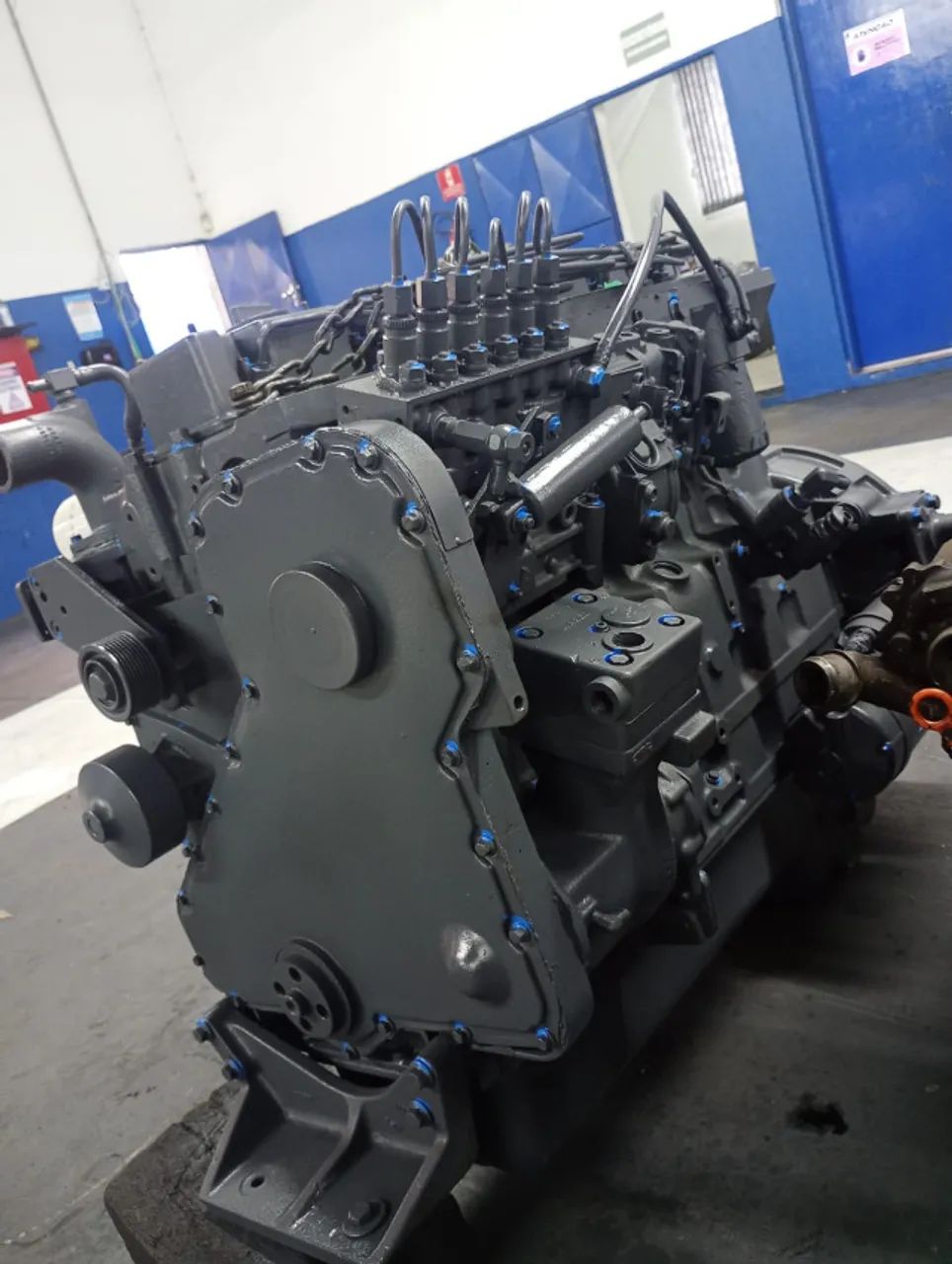 MOTOR CUMMINS 310  - Foto 2