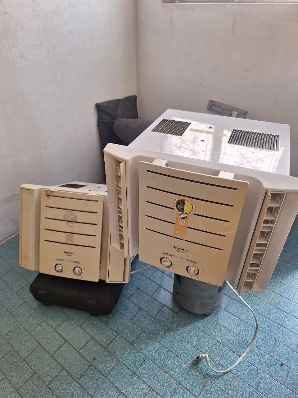 Vendo ar condicionado  de caixa  - Foto 5