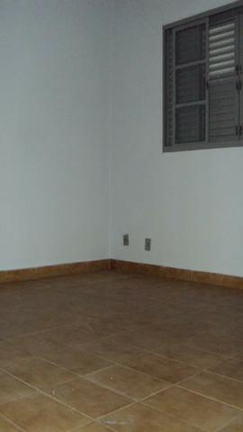 Casa de 5 quartos - 2 suítes - Bairro Feliz - Goiânia-GO - Foto 10