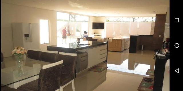 Linda casa com 3 suites em excelente localização no Condomínio Rk - Foto 8