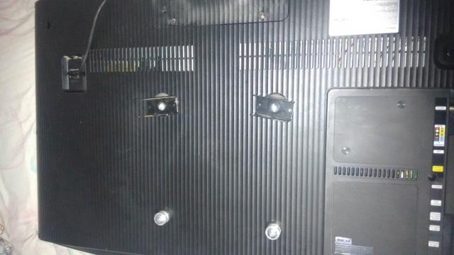 Vendo ou faço rolo, tv Samsung 40p 4k a tela quebrou - Foto 3