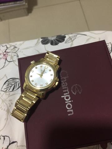 Religo original apenas 1 vez usado com nota e o resto do tamanho do relogio