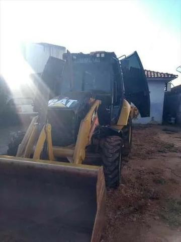Retroescavadeira cat 415e cabinada 2015 - Foto 3