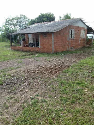 Vendo chácara ou troco por casa ou apartamento - Foto 4