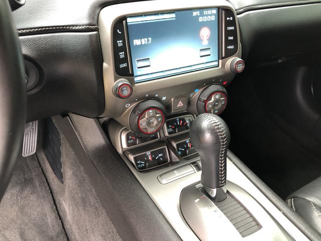 Chevrolet Camaro 2SS V8 406cv novissimo - Foto 13