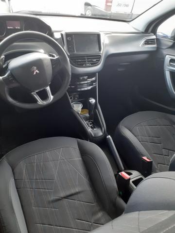Peugeot 208 - Foto 4