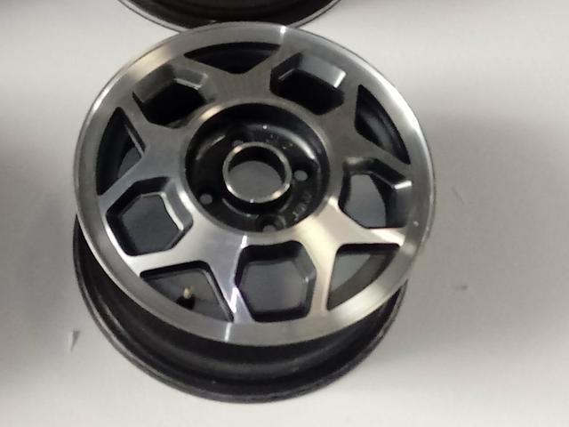 Aro 13 700.00 - Foto 3