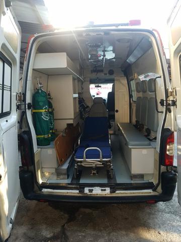 Master ambulancia 2007 UTI - Foto 4